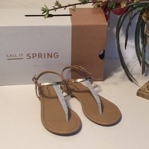 Call it Spring Aareniel T strap Sandals Size 5 B